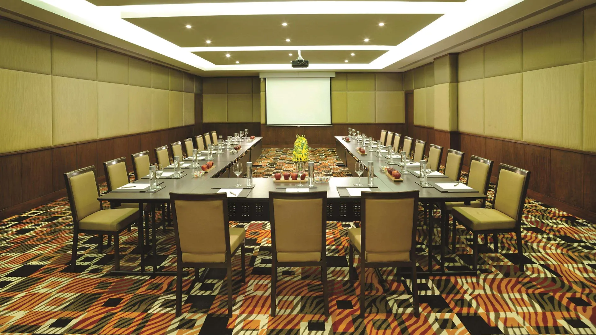 Отель Doubletree By Hilton Gurgaon New Delhi Ncr