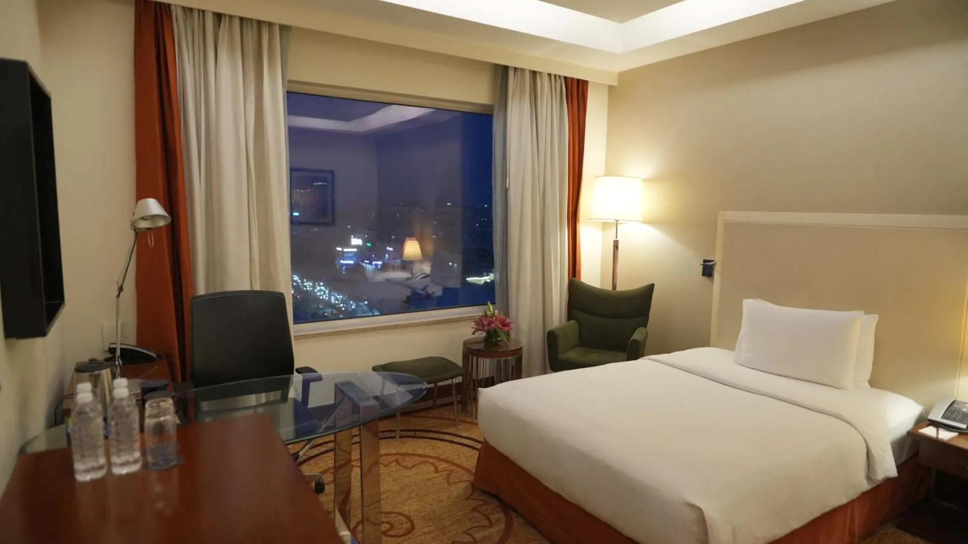 Doubletree By Hilton Gurgaon New Delhi Ncr Hotell