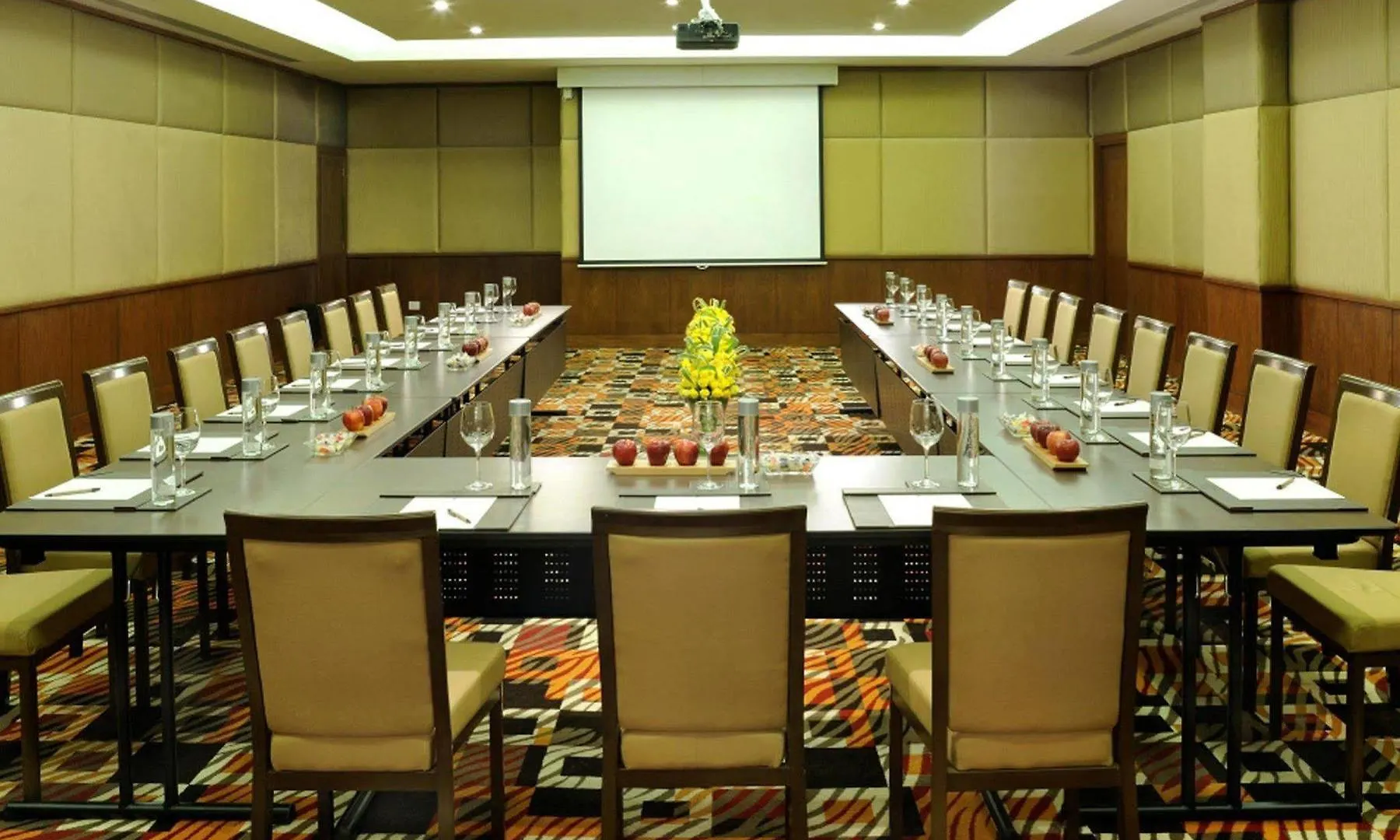 Отель Doubletree By Hilton Gurgaon New Delhi Ncr
