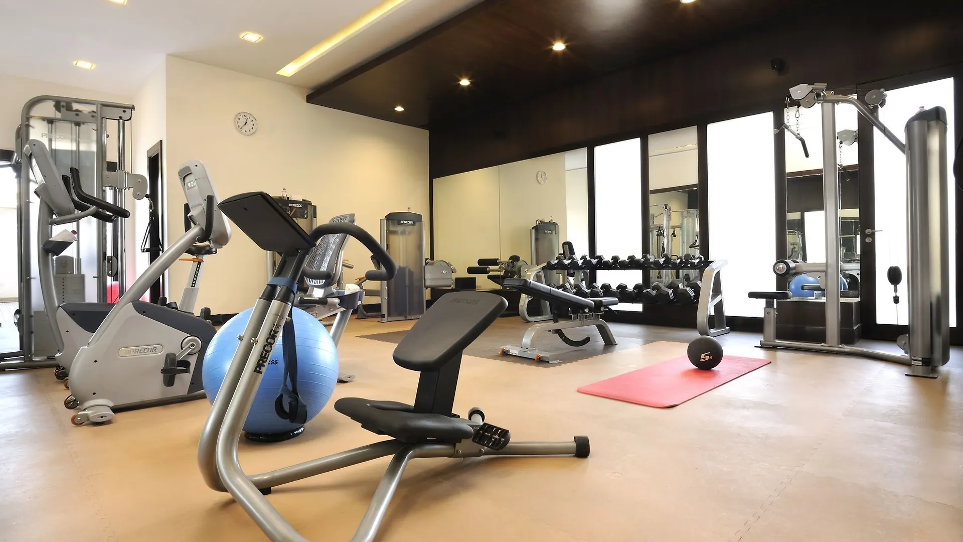 Отель Doubletree By Hilton Gurgaon New Delhi Ncr
